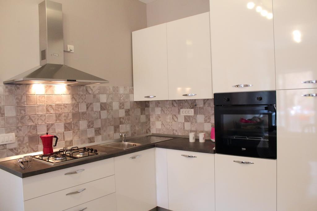 Apartments Basan Ловран Екстериор снимка